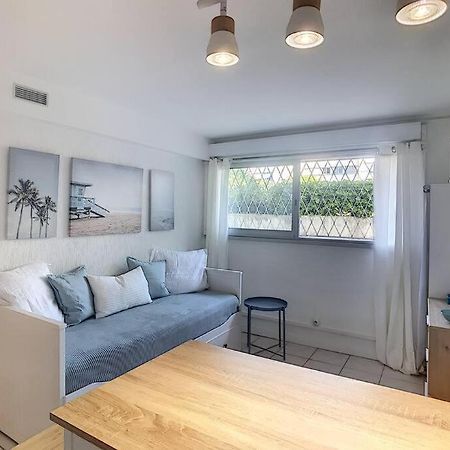 GOLFE JUAN Studio dans résidence avec piscine Vallauris Exterior foto